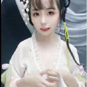 喵小吉COS露脸全L视频合集，8套4.7G，痔疮惊人进步