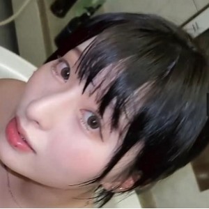 高颜值N子撞击小肉全L用嘴，1V-3.2G45分钟原汁原味FC2系列珠宝视频