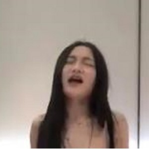 旺仔牛B糖女探花系列自拍4V-2.5G资源，按摩女主G引男粉丝淡妆漂亮下载观看