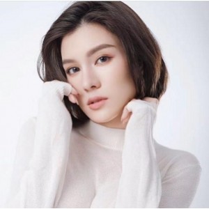 小明星网红蒋汶珊酒店自拍宣传作品视频1.3G露脸身材鲍鲍指J声音