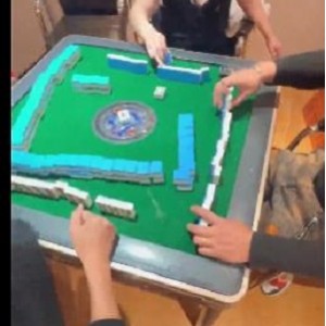 海角寝取NTR1作者自拍5V-1.9G10部团建娇妻剧情G引用嘴