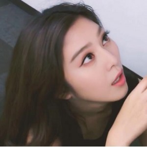 范冰冰黑丝空姐AI换脸资源2V820M高级脸作品