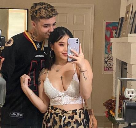 Onlyfans百万粉亚裔明星博主-lang67个视频2.6G