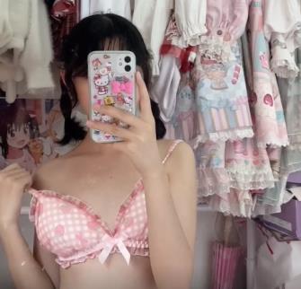 活力少女麦麦脆汁肉鸡，玩具自娱自乐8V，407m视频