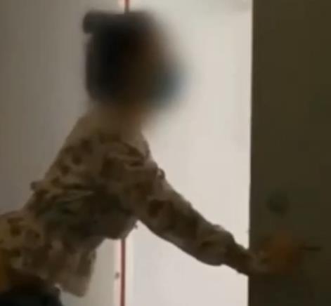 顶级大神mmn火爆风烧作品1V1.3G，小少妇身材精选资源下载