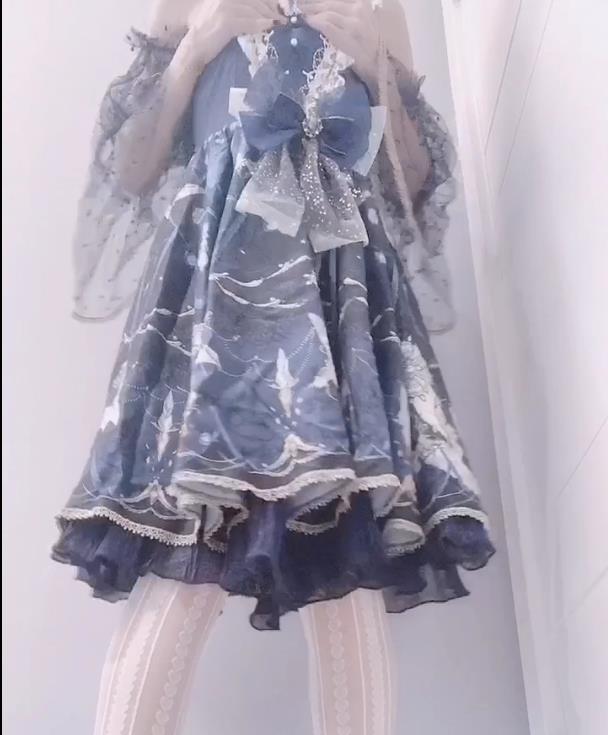 推特福利姬可爱兔超白大长腿16V8G视频集锦