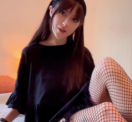 Frankiebunnie精选娃娃：高清无水印，馒头包，双眼诱惑，4V道具实战，1V露天，下载观看