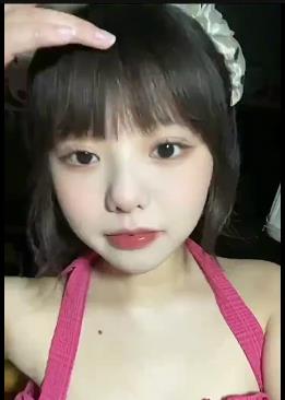 李月精选S货视频展示，青春小姐姐自拍曝光分手原因下载观看