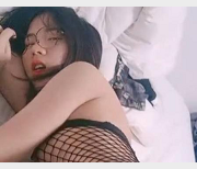 黑丝小姐姐可爱调皮视频1V1G