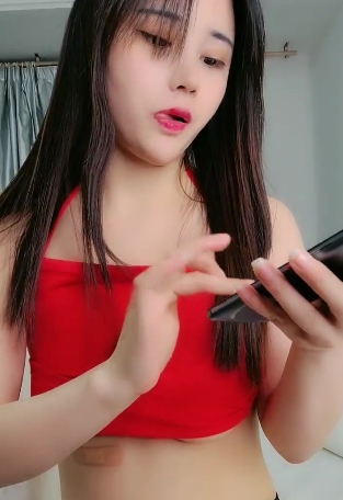 你更加了解这位小姐姐，喜欢她的作品。快来收藏她的安琪小宝贝的战斗日记，一共10个视频，总大小4.42G，让你尽情欣赏她的魅力吧！