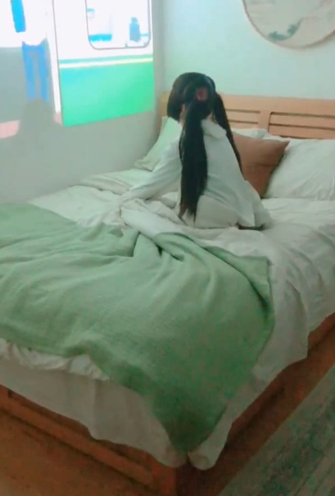 个视频合集,观众可以感受到舞蹈的魅力,同时也能收藏一段美好的回忆。快来一起跟随“野餐兔”一起热舞吧!