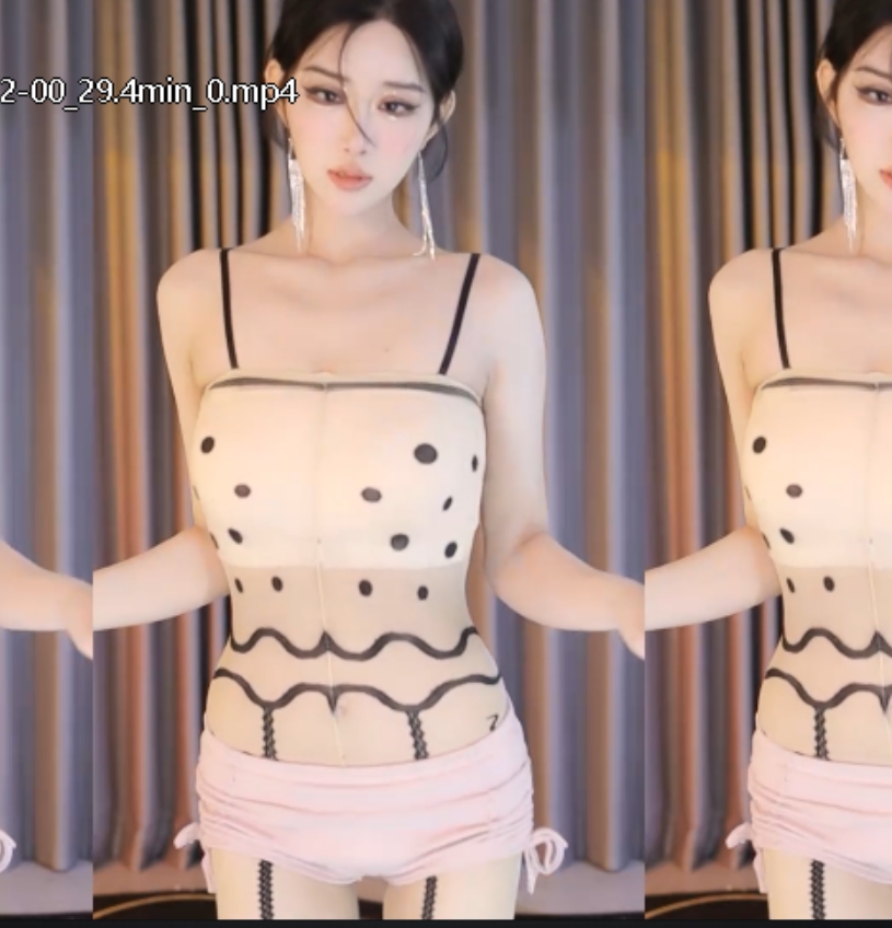 CC直播独家发布!小恩雅十一月热舞合集,视频大小10+4G,清晰流畅!