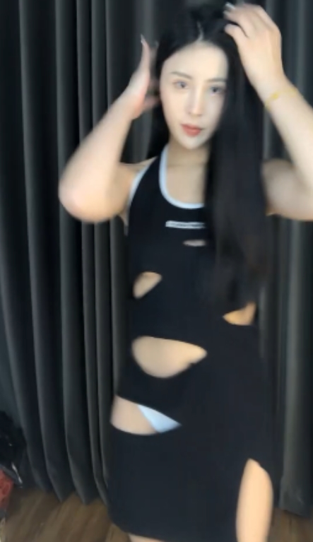 花椒热舞王张公子热芝芝清清，26V600M直播群私播秀对比搬运链接