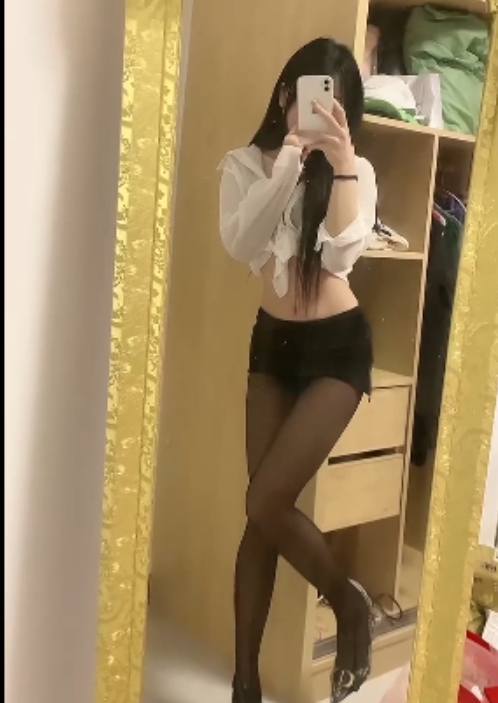 半糖主播最新福利视频526MB，百度盘9V观看体验，多重压缩长效不失效