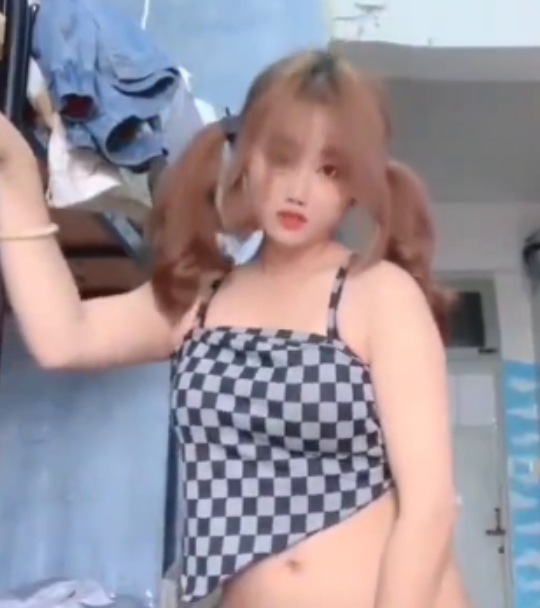 抖音风双马尾弹力摇捣蒜手势舞合集:1100v+15.6G,百度盘下载