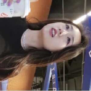 热裤美女盛夏胖臀美腿视频3V/12.39G/百度云