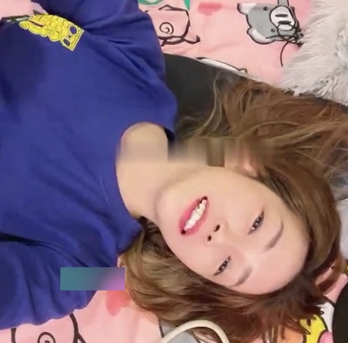 美女生活私拍视频1.35G,放飞自我足艺百度盘