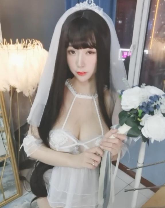 猫九酱早期散图分享：1.4G视频作品1v1，解压补档