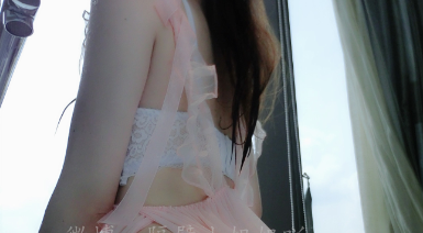 泰国之旅白色浴缸里的女神：隔壁小姐姐的完美身材，FL姬的圆满拍摄