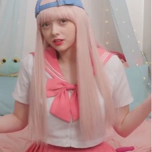 Onlyfans童颜大罩杯萌妹evieserenaF罩杯视频资源12.4G欧美特征表演