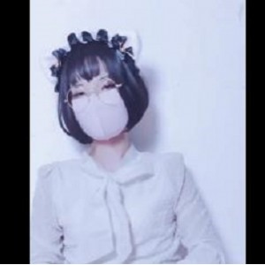 金婉萱CD系列小视频新品，时长4.5分钟，通缉作品下载观看