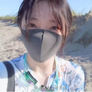 冲浪少女hongkongdoll自拍一天海洋，时长29分钟，大小1.2G