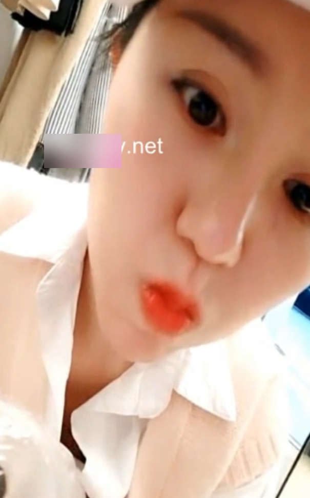 时尚穿搭直播合集：小雯的服装店老板娘风采32个视频，26.49G