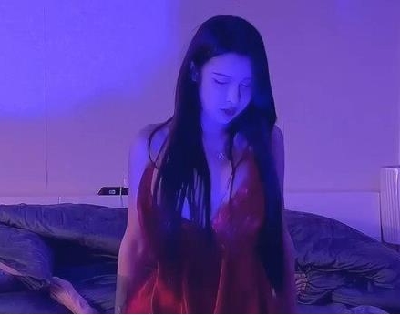 抖音网红TS-欣桐，小嘴采精吸到骨髓