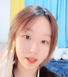 限时特惠柔软美女九川揉捏胸前软肉，振动棒进入xue+kou37分钟