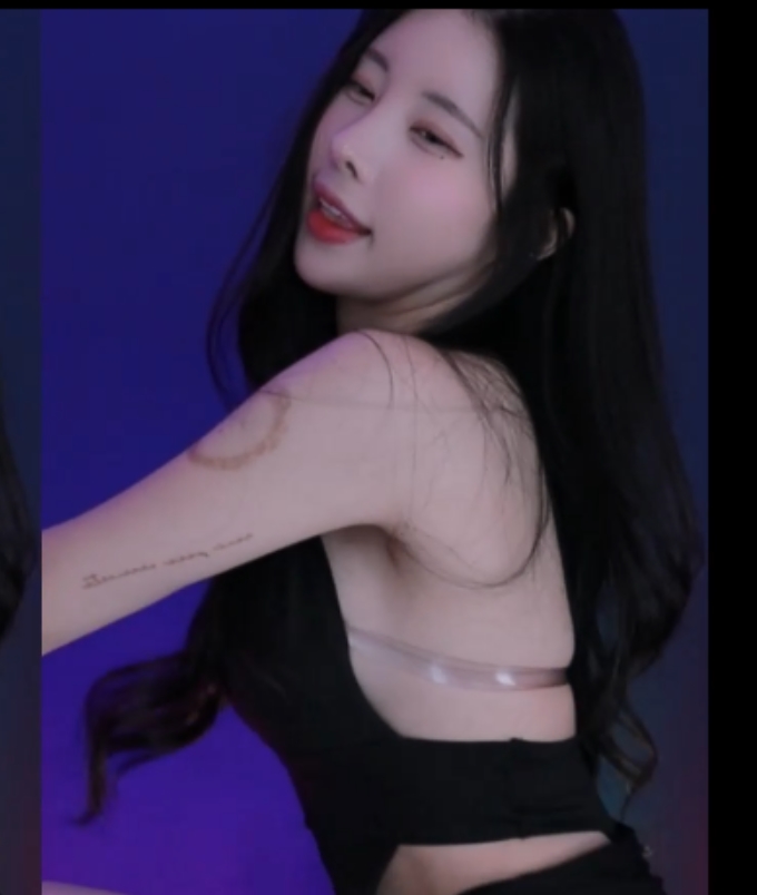 韩国美女主播金玉羽最新热舞合集10v+2g