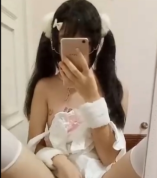 福利姬：福利姬的服装照片，唯美的COS照片，工口小妖精的照片，主播的照片，PS技术处理的照片，具有大长腿的美女照片，辛巴糖水的照片，燕窝的鉴定视频，1600像素