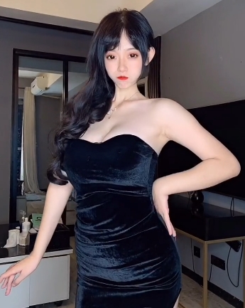 斗鱼超人气顶流主播百万精选本土美女：你的小李老师抖胸精华散播快手粉丝美颜大车灯抖胸舞礼物刷礼物刷手镜头巨R