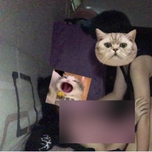 惊艳双女疯狂激吻，暴抠吃瓜自拍！2.1G高清3V畸形恋攻守