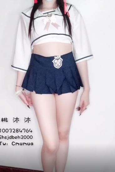 斗鱼女神白皙肌肤、微肉微胖、性感类果舞撩人！最新2久妖V浮力前车大灯收费有尺度直播间自摸放D！