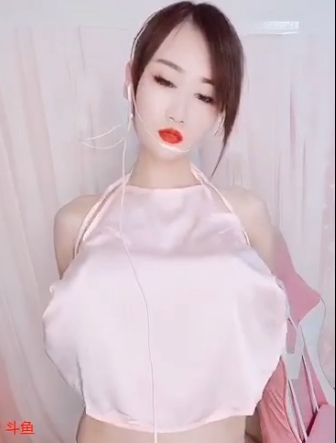 兔小软火辣定制视频一对一视频,兔小软性感穿着,百度盘免费下载!