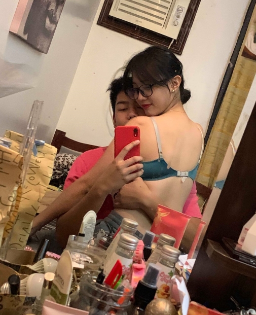 [转载搬运]+超精选女主播『Julz』与男友私拍展示+漂亮馒头女神友各种啪C+[1V+390M][多种下载方式]