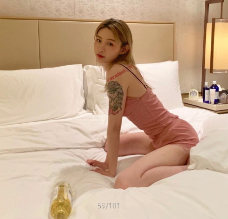 《痞幼600万粉丝:极大魅力的网红大咖,拍摄性感撩人、温柔甜美、清秀可人的私拍完整合集877P-500M》