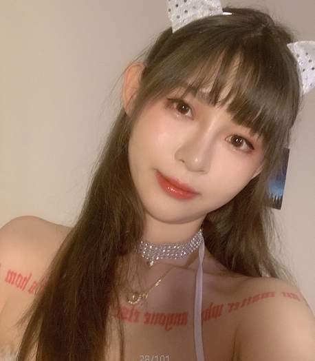 《痞幼600万粉丝:极大魅力的网红大咖,拍摄性感撩人、温柔甜美、清秀可人的私拍完整合集877P-500M》