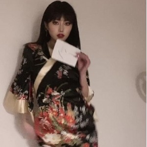 绝绝子Lisa：新热舞赢取30万粉丝，挑战版点赞40万！