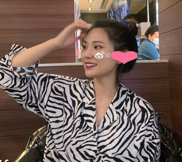 探索真实世界：各大名校校花泄密合集