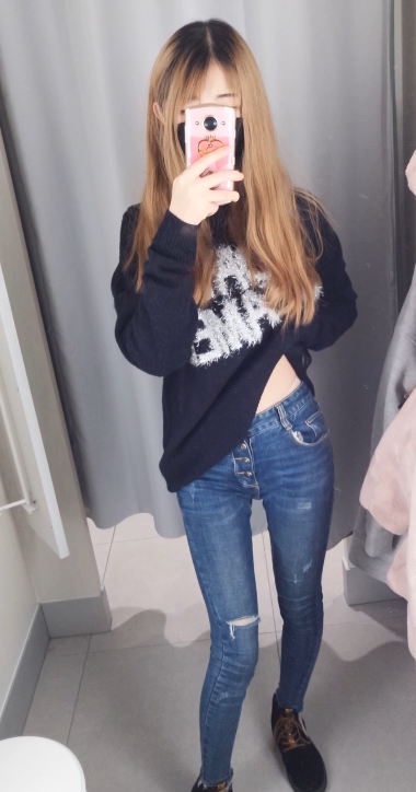 快手女神鱼丸粗面：火爆肌肤黑丝表演，收藏代表作品，天赋互动，网友热议