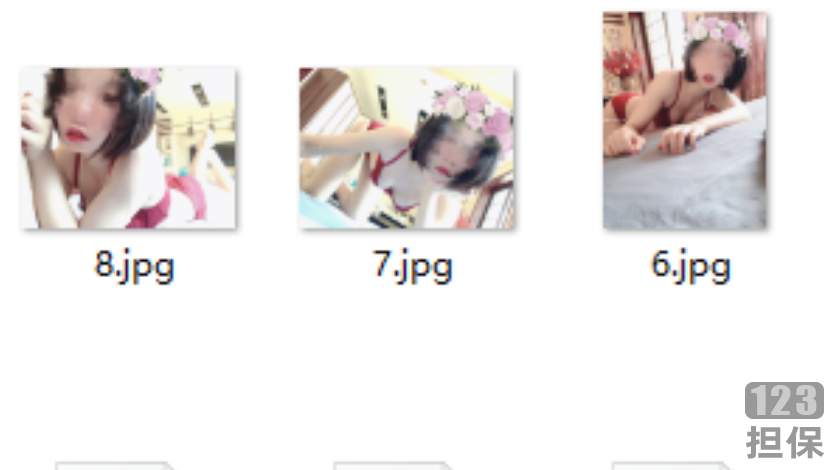 叫小黑：蝴蝶结女仆COS百叶窗双马尾洗衣机自拍基本功实拍写真压缩独立下载