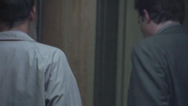 《盾牌》：美国犯罪动作剧中的惊心动魄之旅