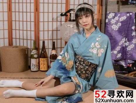 抱起它！摄影大师Baberry拍摄的现役高中生JVID调皮可爱的视频