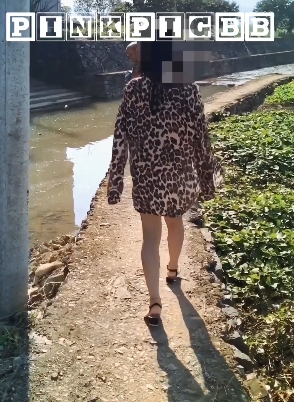 《斗鱼收录：室外露出大神pinkpigbb，71V-13G视频合集》