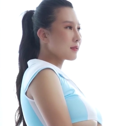 麻豆传媒_足球宝贝带你玩欧洲杯_凌薇作品一部