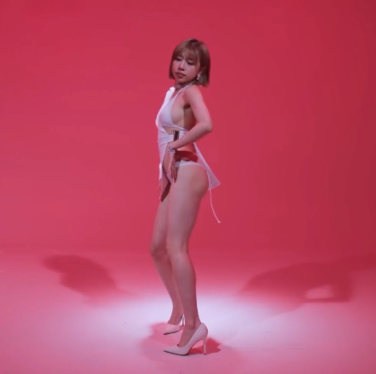 独家SPOPPATREON合集第2期:11部视频,11v和8g震撼上线!百度盘备份火爆引关注!李学凌展现独特魅力,与利约见面传闻引期待!精彩预览