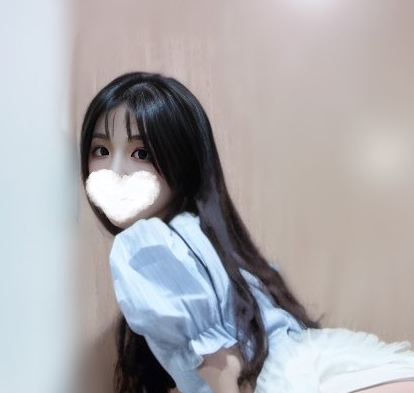 小粥举牌定制私拍视频大放送，收藏213，百度、ED2K热度爆表