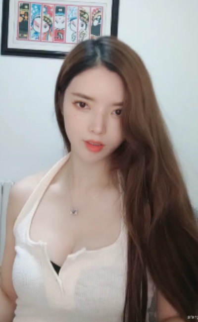 “绿播女神热舞新作，无虞热舞123v204.8g，收藏百度ED2K，新增62v”