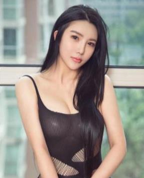 抖音女神楠楠私拍展览会1.5G合集